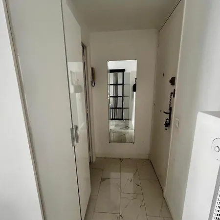 Apartment Avec Climatisation Au Bord De *